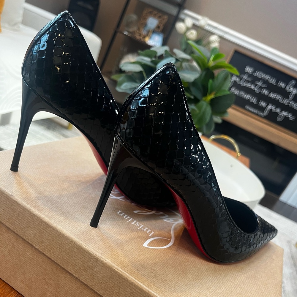 Christian Louboutin - Kate 85 - Like new Black only worn 1 time size 9 - Picture 4 of 8